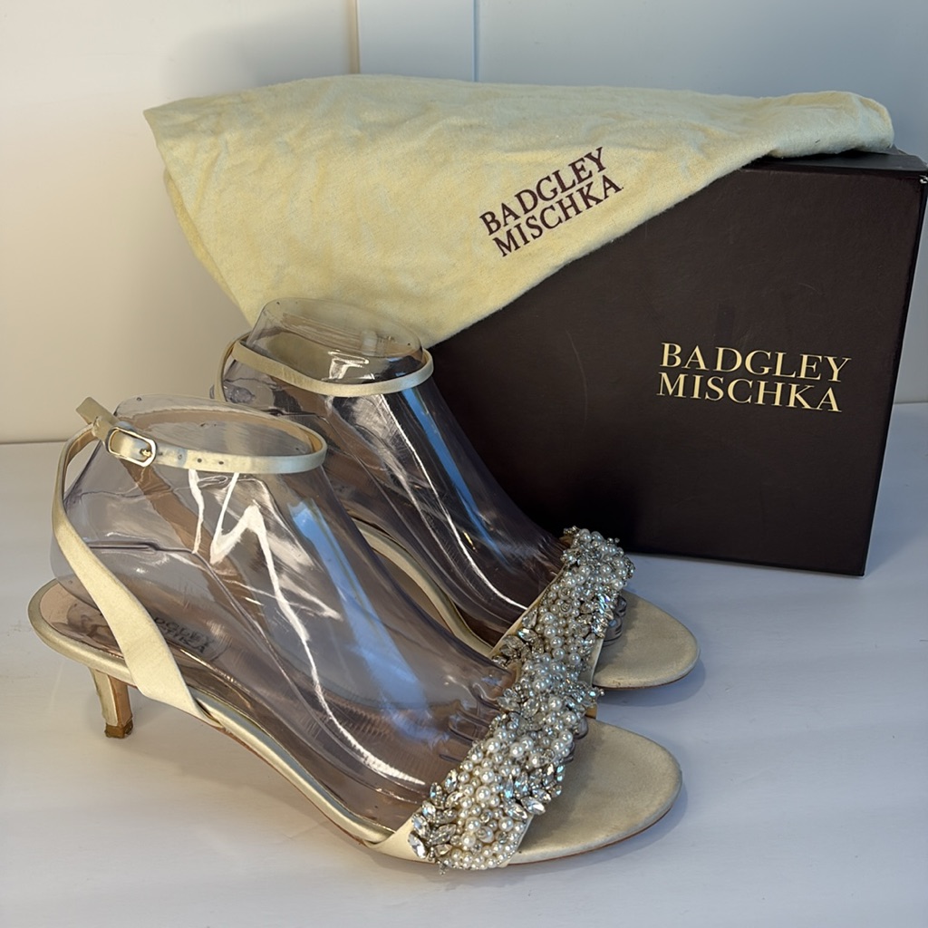 Badgley Mishka Telissa Kitten Heel Platinum Bejeweled Sandal W/Dust Bag